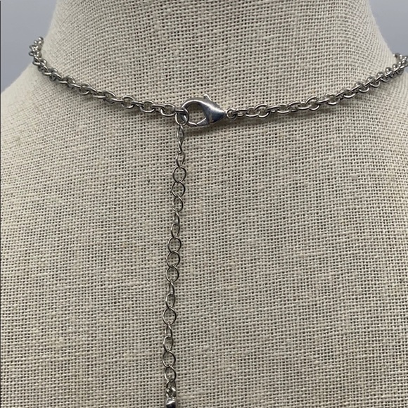 Grey Rhinestone statement necklace - Picture 2 of 2